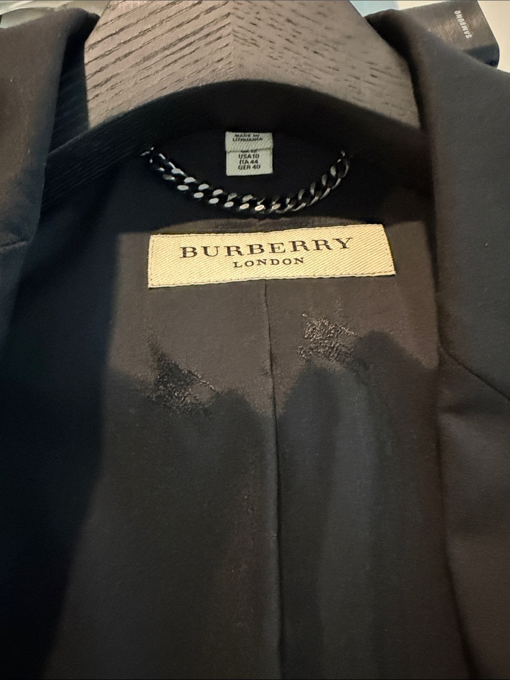 Burberry Black womens Slim Single-Breasted Blazer - Picture 5 of 6